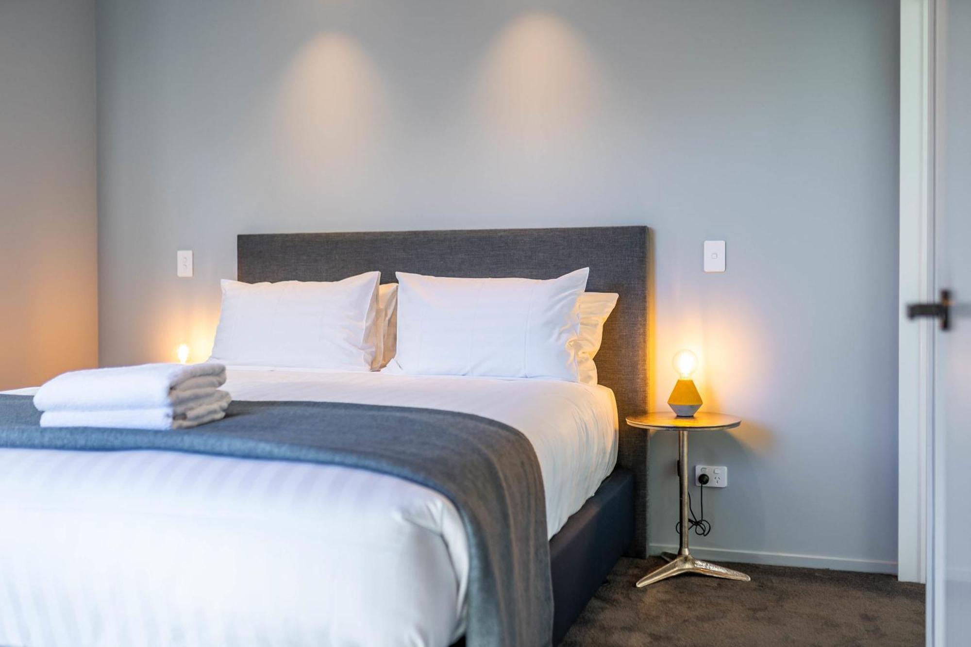 Cosy Kirimoko Escape Villa Wanaka Exterior photo