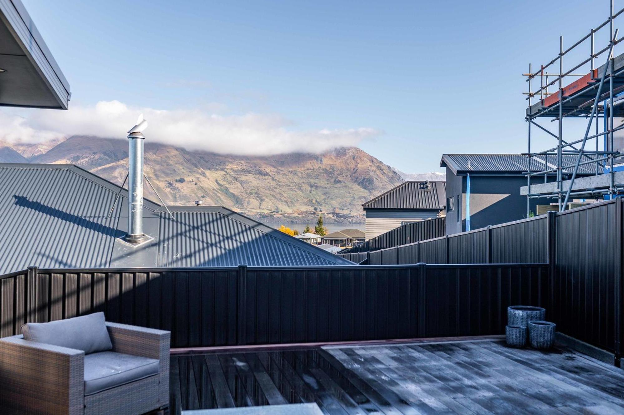 Cosy Kirimoko Escape Villa Wanaka Exterior photo